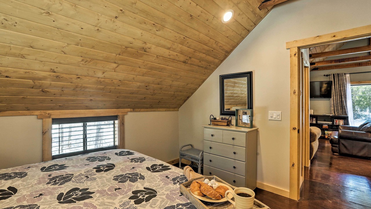 Photo of Bedroom in Donner Lake Woods