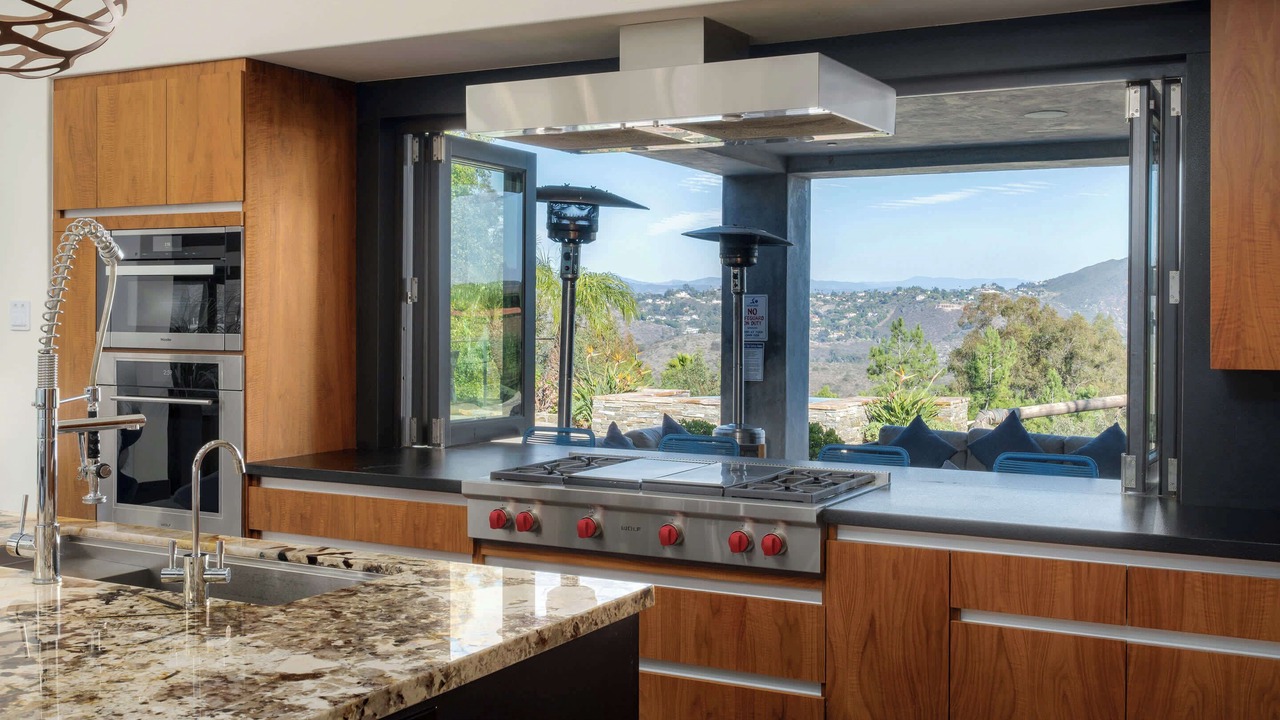 Photo of Kitchen in West Ridge