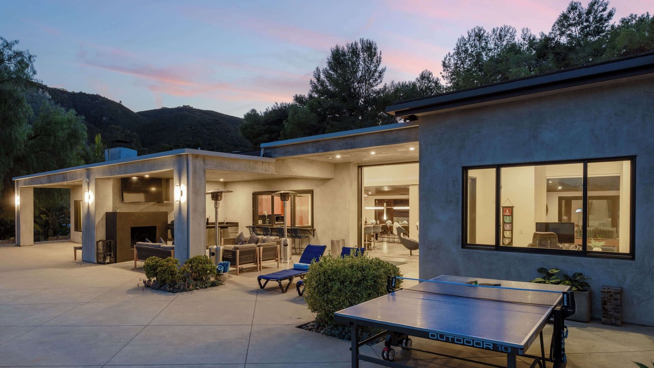 Photo of Outdoor in West Ridge
