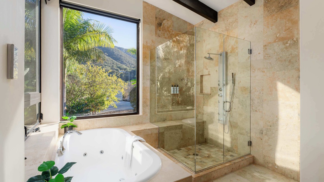 Photo of Bathroom in West Ridge