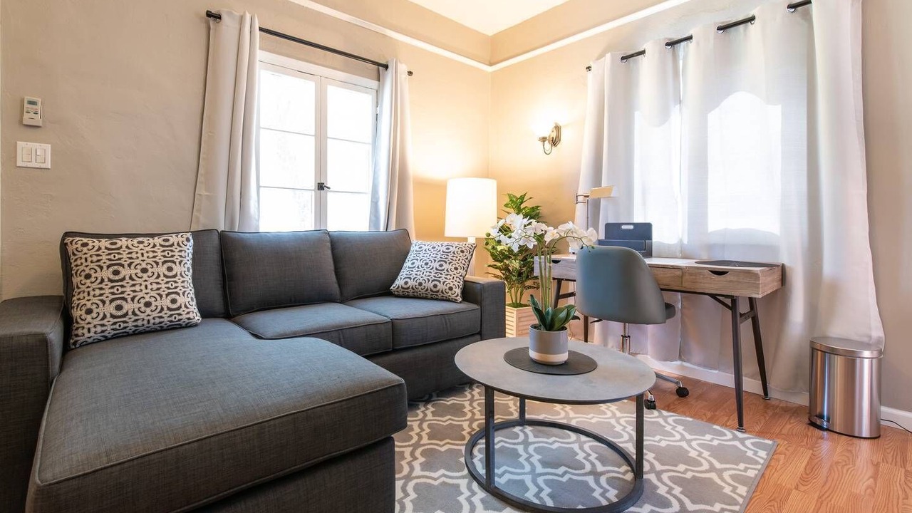 Photo of Livingroom in South Arroyo