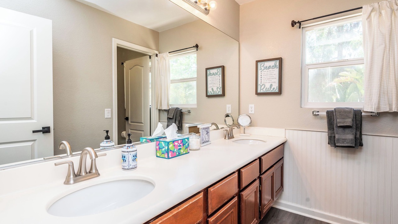 Photo of Bathroom in North Broadway
