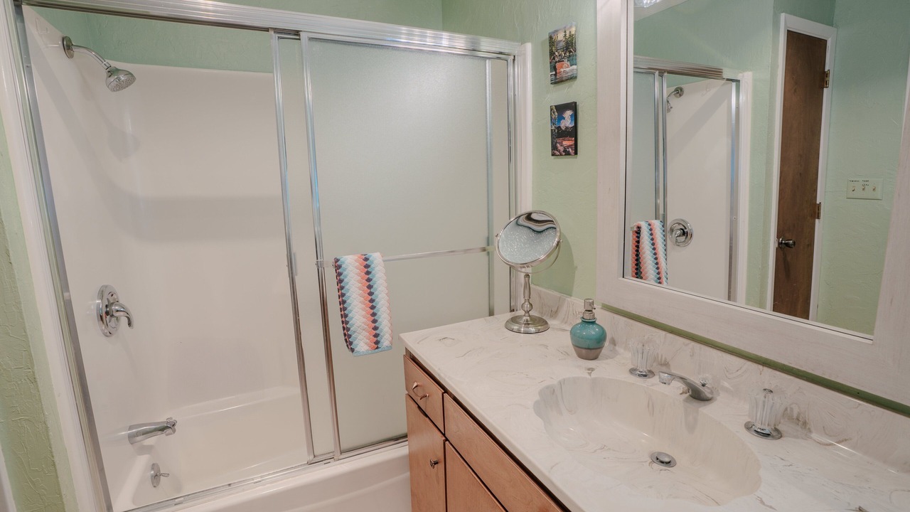 Photo of Bathroom in Tahoma