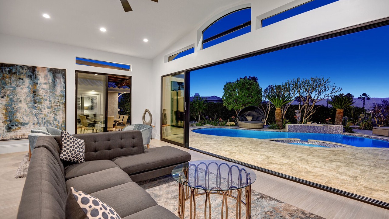 Photo of Livingroom in Cathedral City Cove