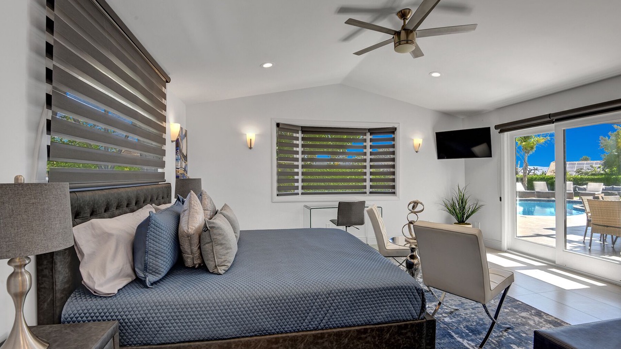 Photo of Bedroom in Cathedral City Cove