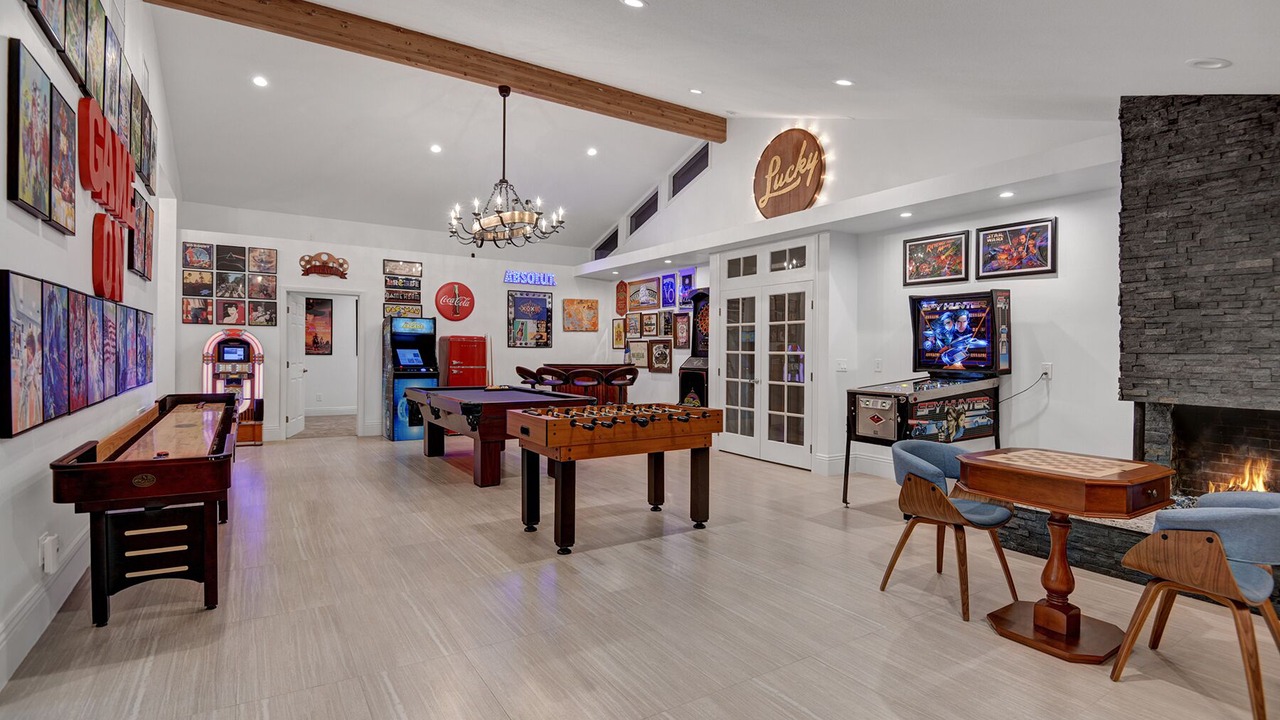 Photo of Livingroom in Cathedral City Cove