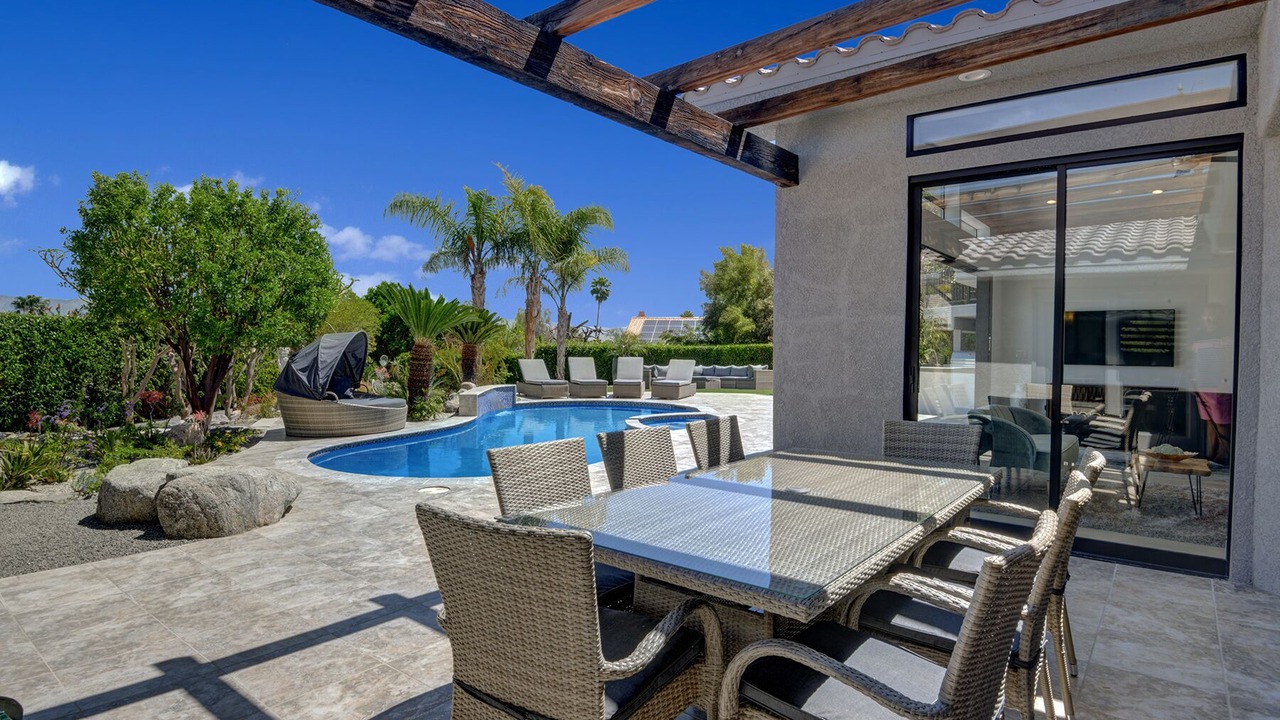 Photo of Outdoor in Cathedral City Cove