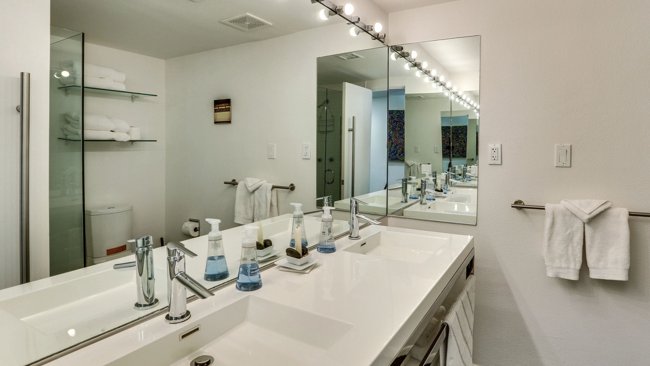 Photo of Bathroom in Warm Sands