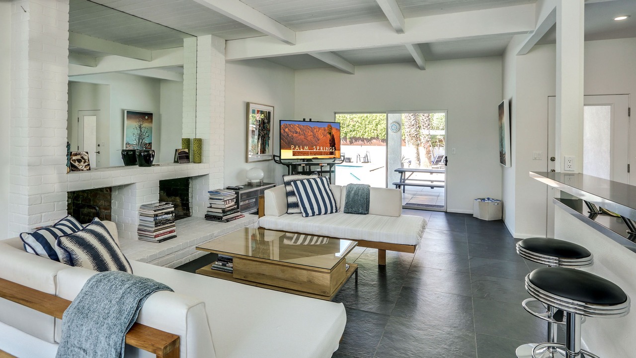 Photo of Livingroom in Warm Sands