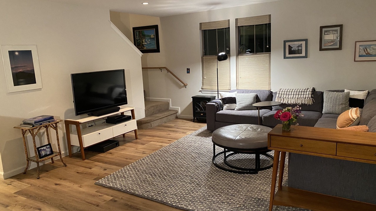 Photo of Livingroom in Point Reyes Station