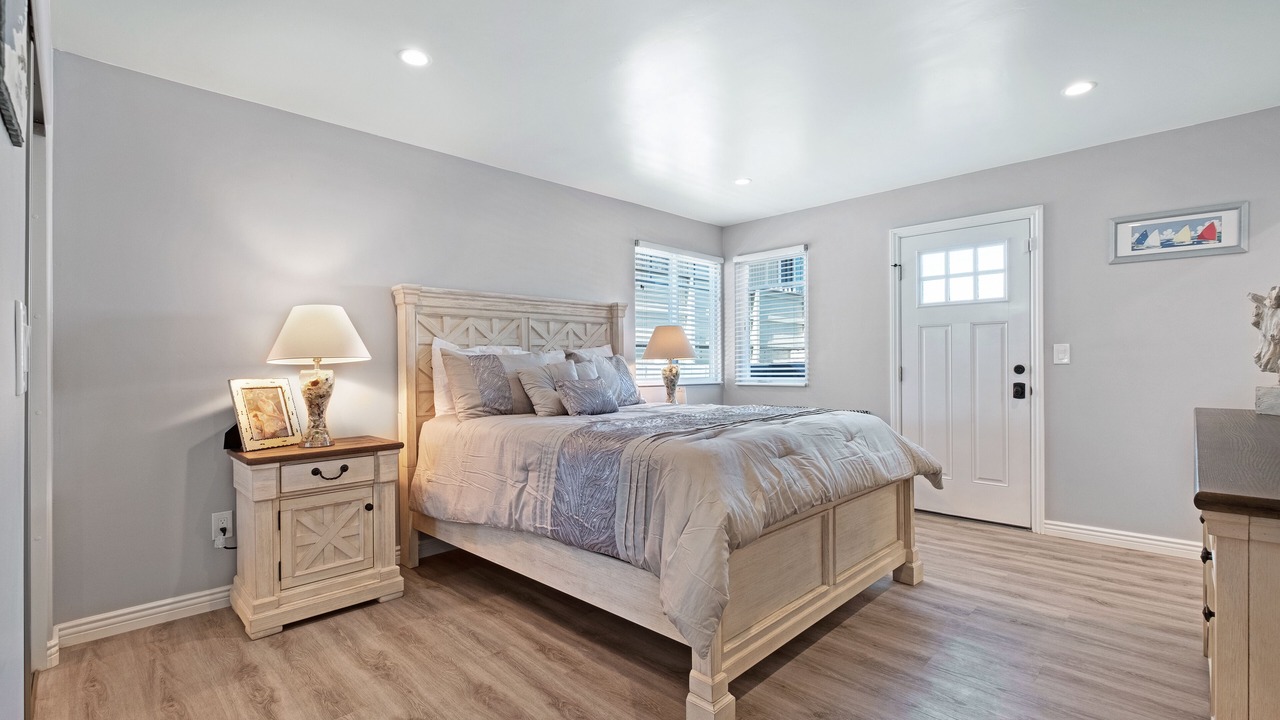 Photo of Bedroom in Oxnard Shores