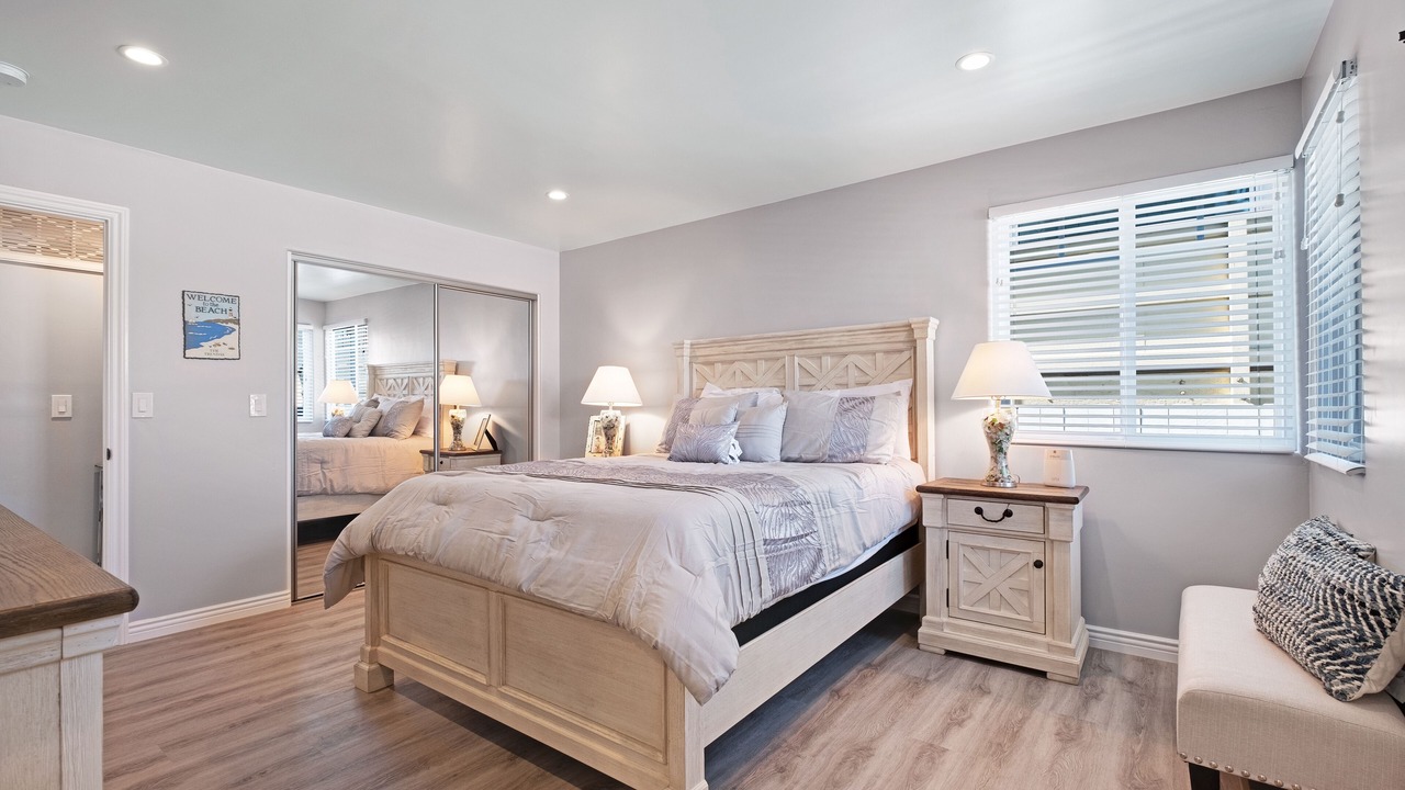 Photo of Bedroom in Oxnard Shores