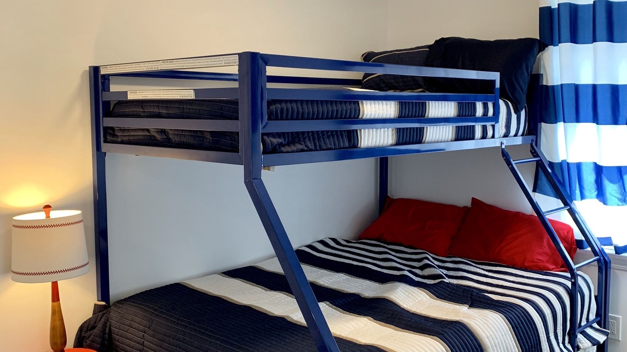 Photo of Bedroom in Belmont Shore