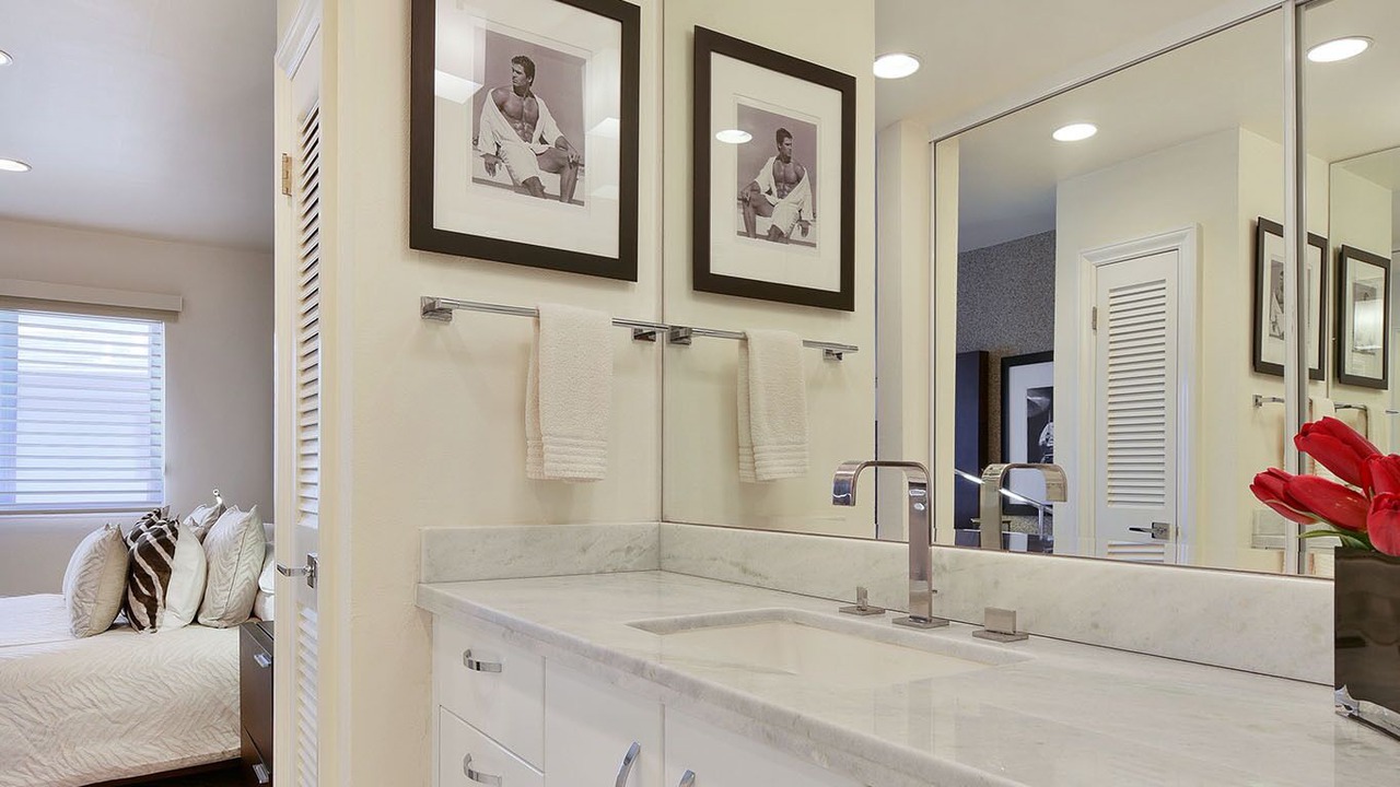 Photo of Bathroom in Old Town