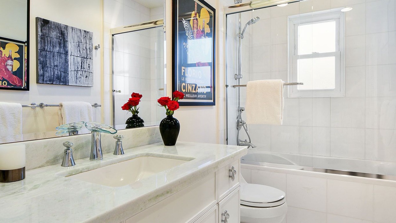 Photo of Bathroom in Old Town