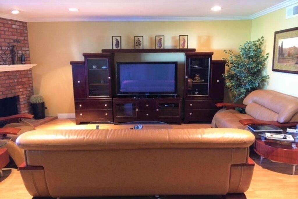 Photo of Livingroom in East Side Costa Mesa