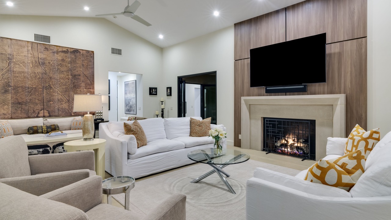 Photo of Bedroom in Uptown Design District