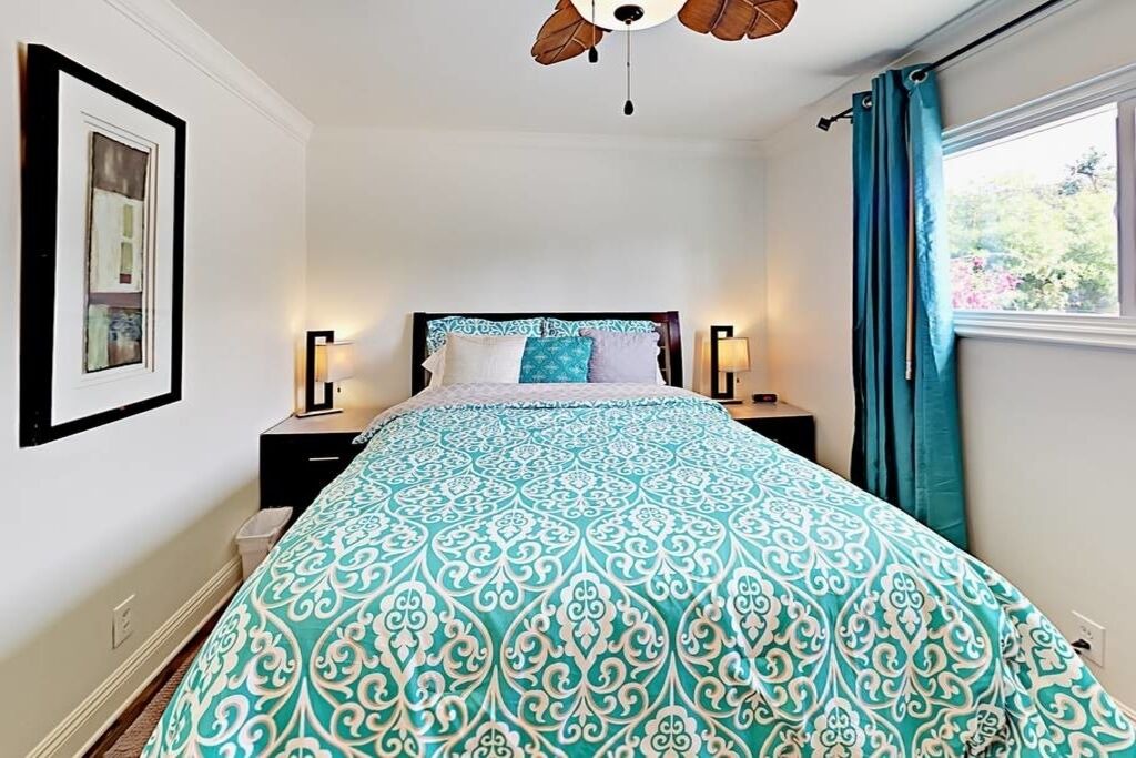 Photo of Bedroom in East Side Costa Mesa