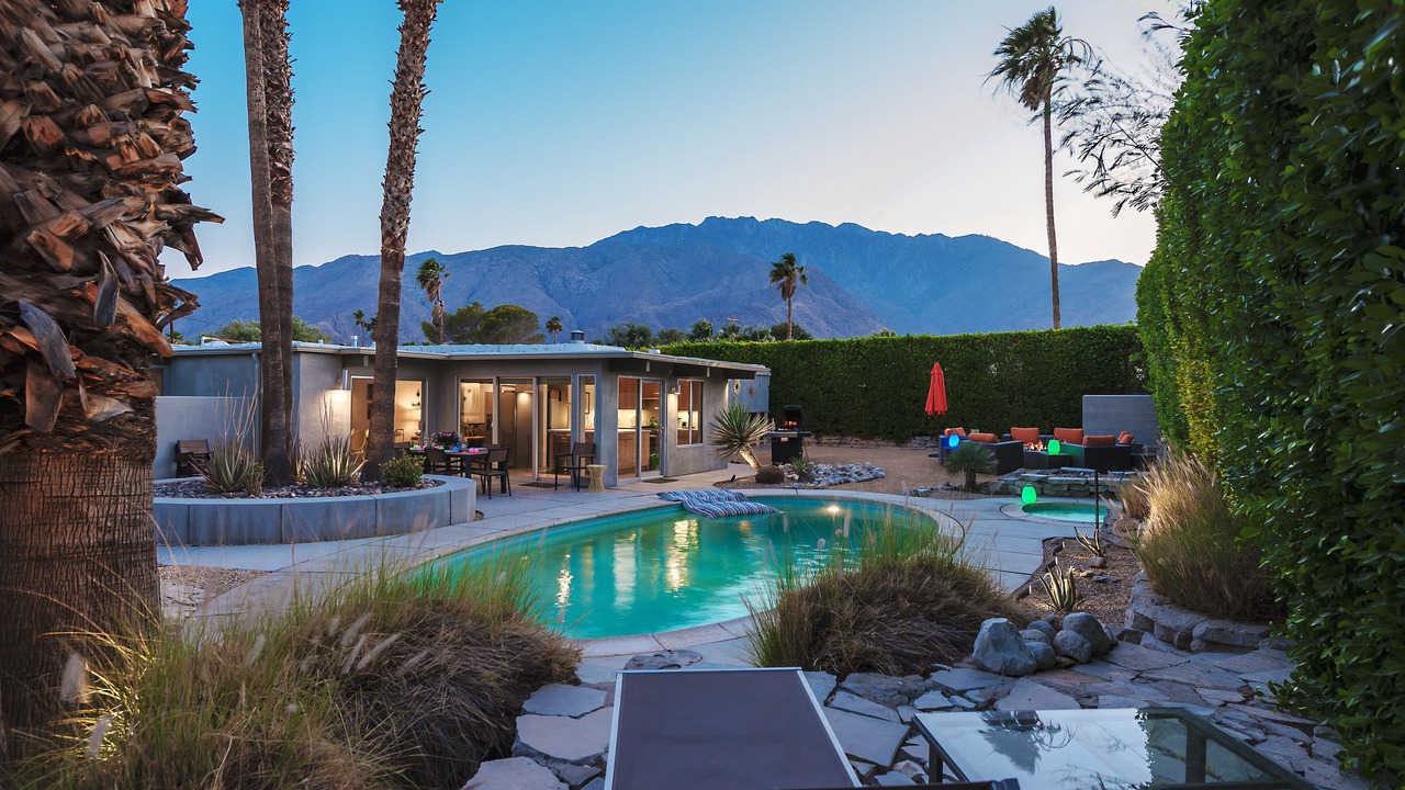 Photo of Outdoor in Racquet Club Estates