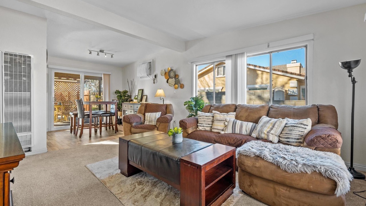 Photo of Livingroom in Quartz Hill