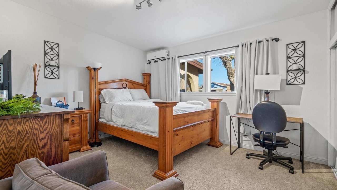 Photo of Bedroom in Quartz Hill