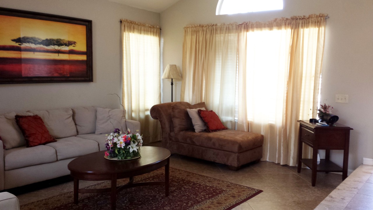 Photo of Livingroom in Temecula