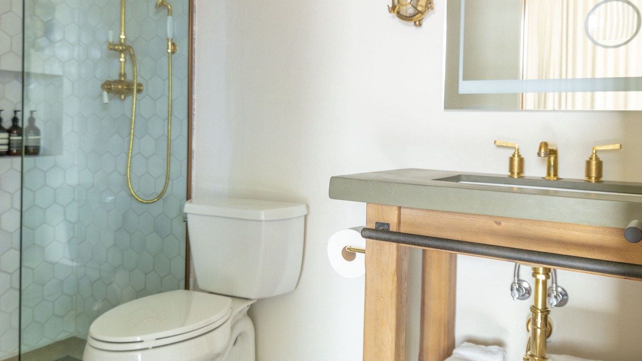 Photo of Bathroom in Yucca Valley
