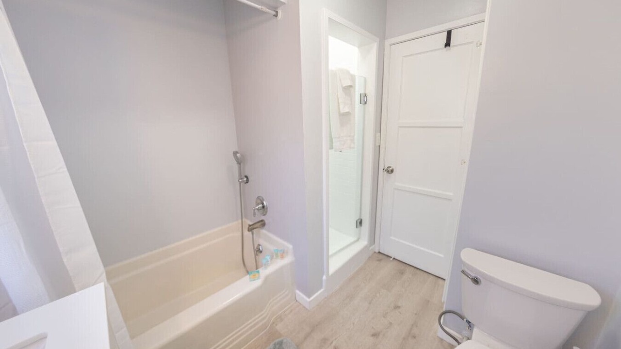 Photo of Bathroom in NoHo Arts District