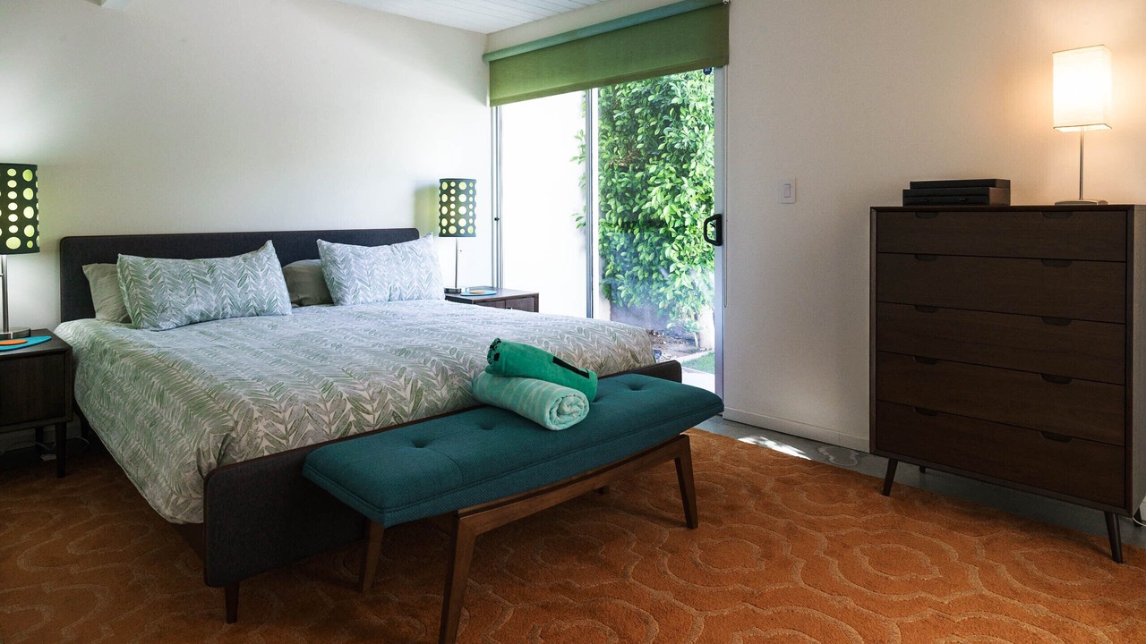 Photo of Bedroom in Racquet Club Estates