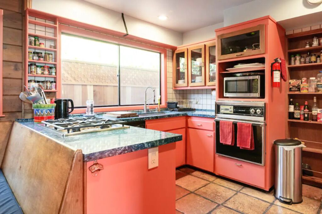 Photo of Kitchen in Hollywoodland