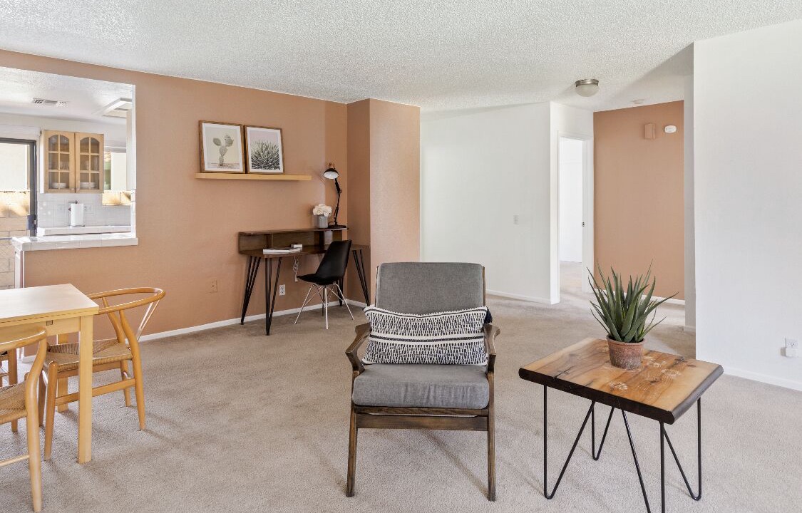 Photo of Livingroom in Desert Hot Springs