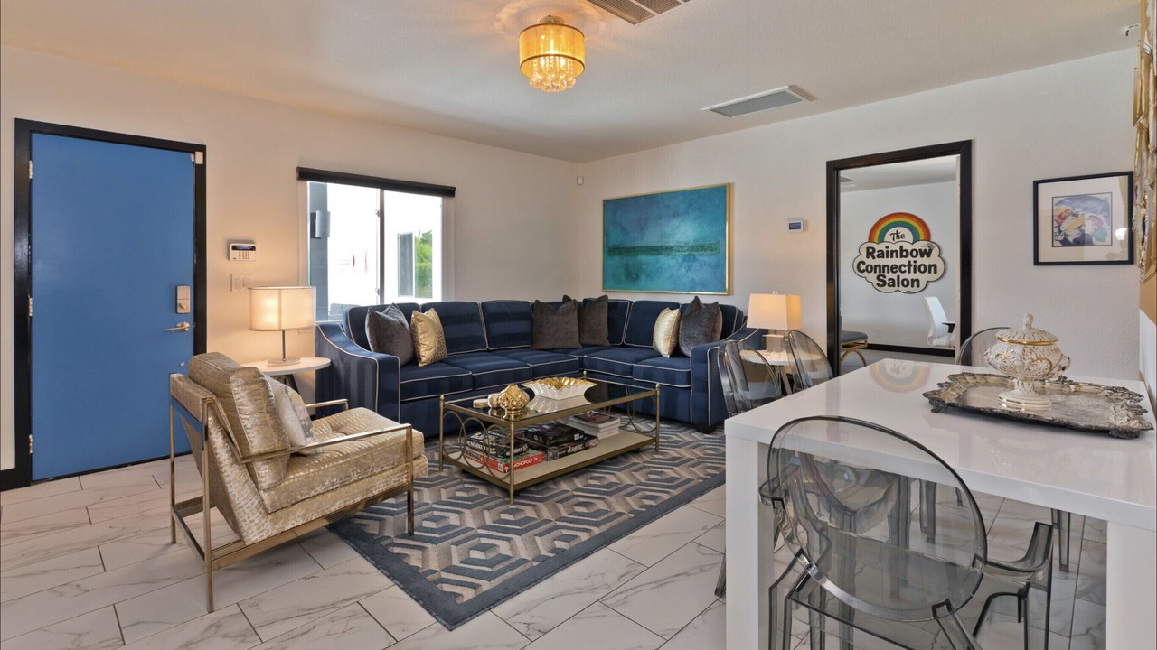 Photo of Bedroom in Racquet Club West