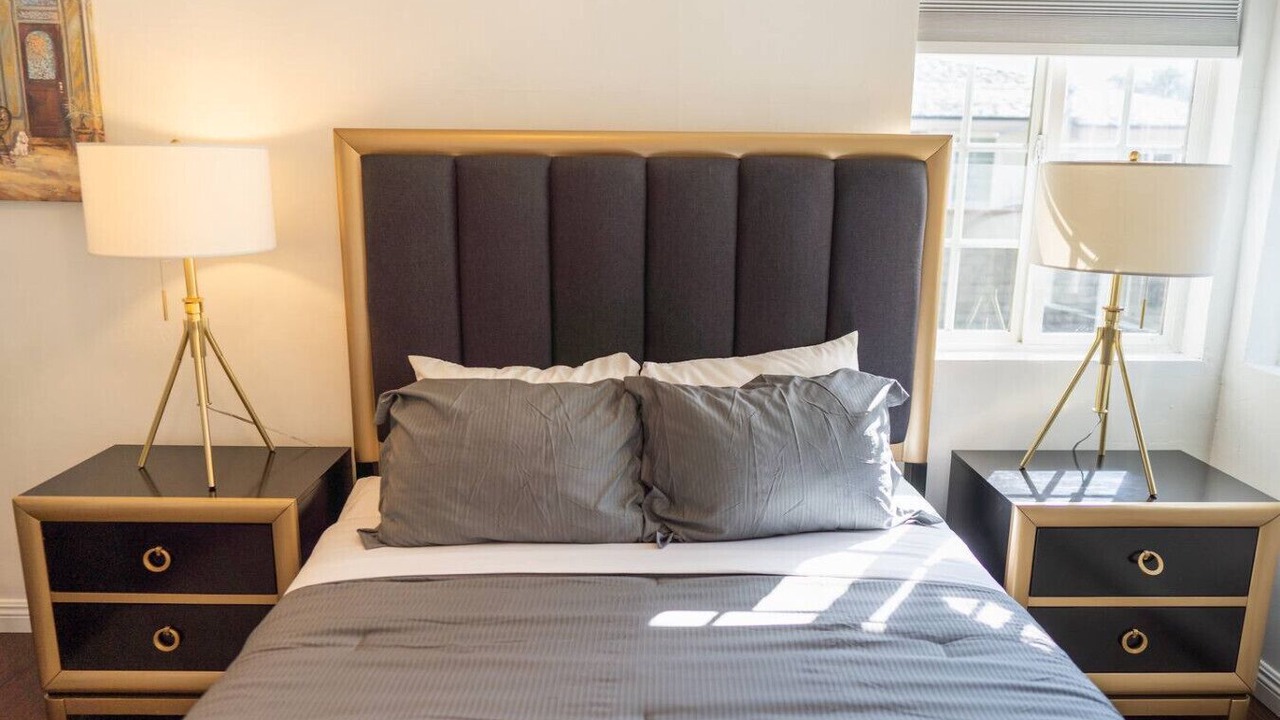 Photo of Bedroom in Burbank