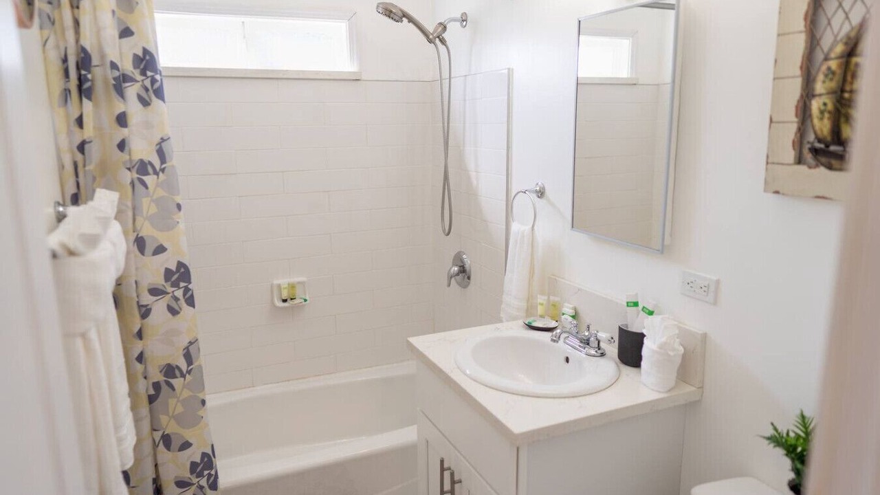 Photo of Bathroom in Burbank
