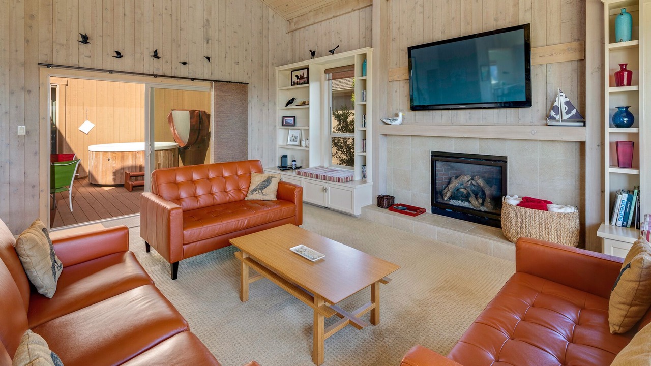 Photo of Bedroom in Bodega Bay