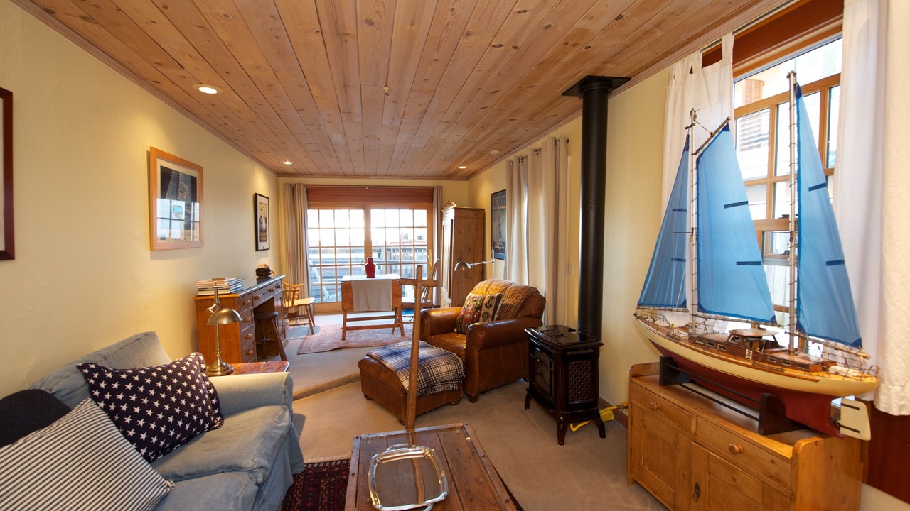 Photo of Livingroom in Belvedere Tiburon