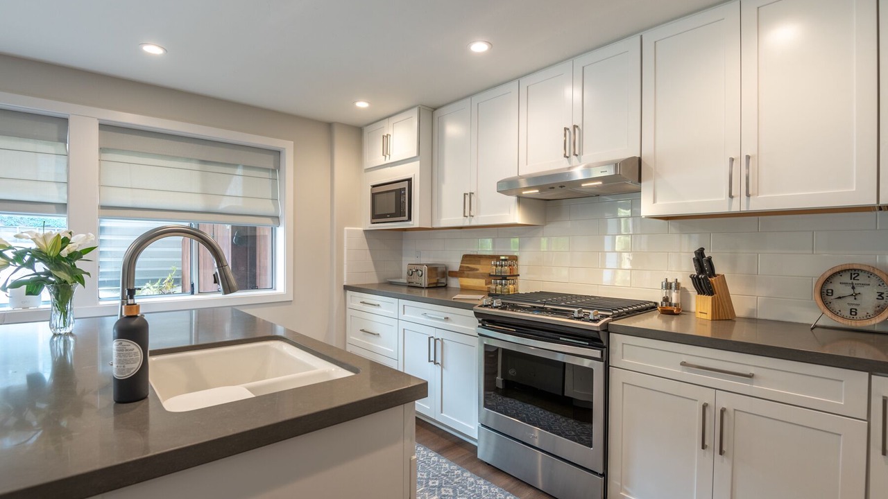 Photo of Kitchen in Golden Rectangle