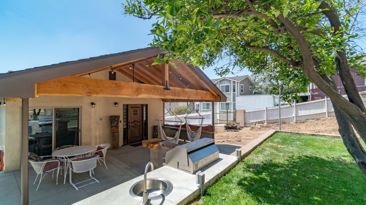 Photo of Outdoor in Orange