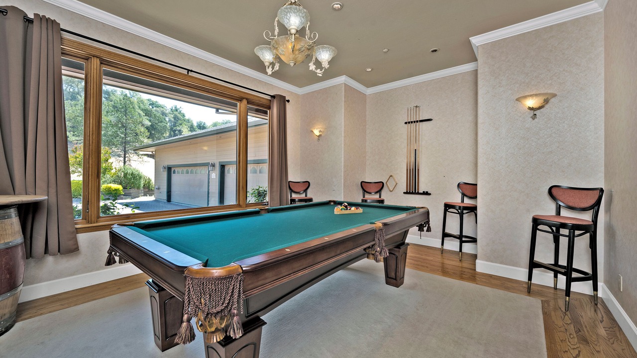 Photo of Bedroom in Cloverdale