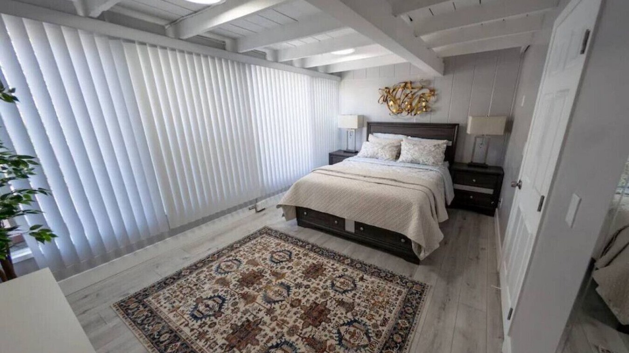 Photo of Bedroom in NoHo Arts District