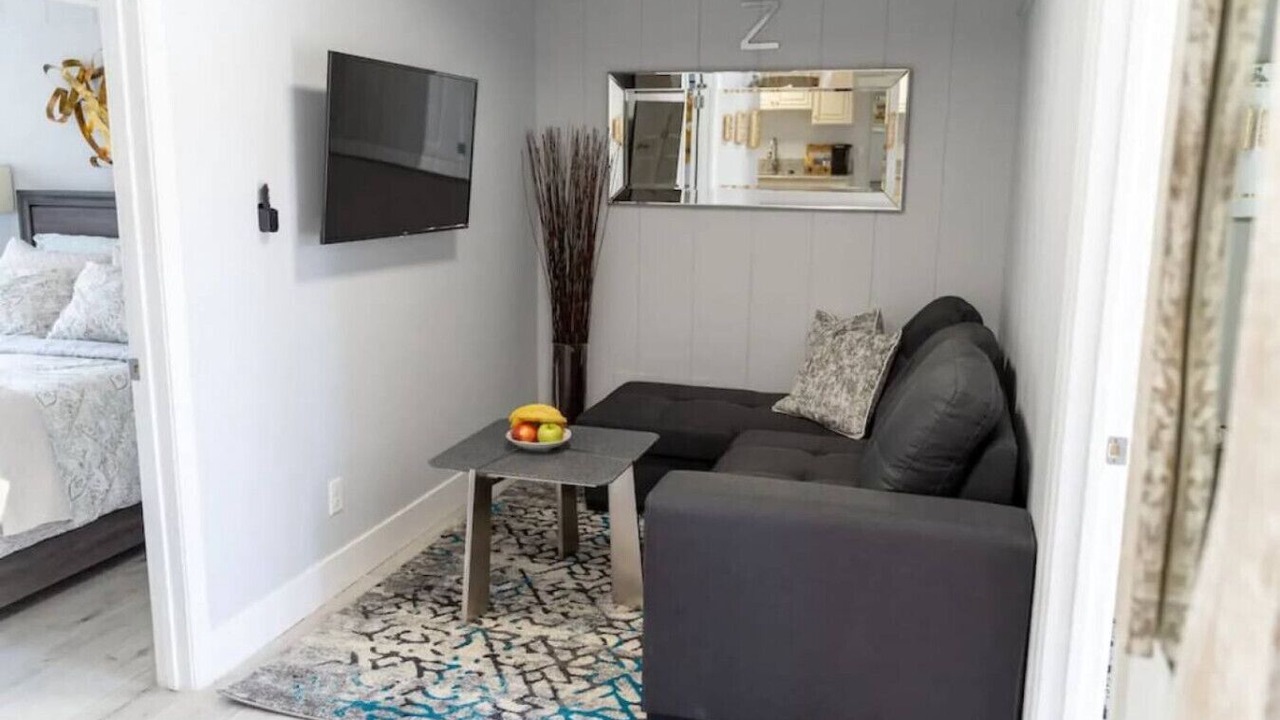 Photo of Bedroom in NoHo Arts District