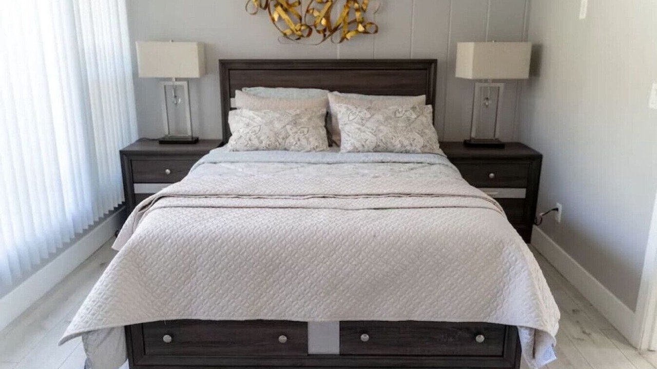 Photo of Bedroom in NoHo Arts District