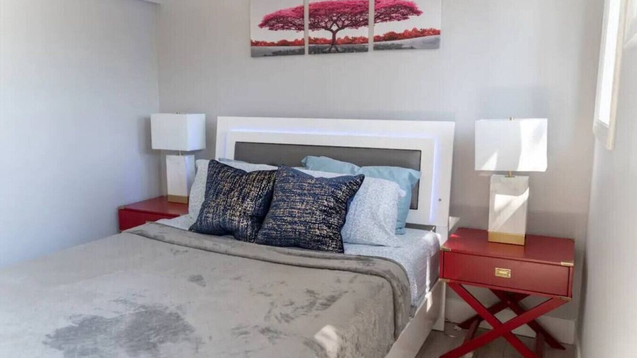 Photo of Bedroom in NoHo Arts District