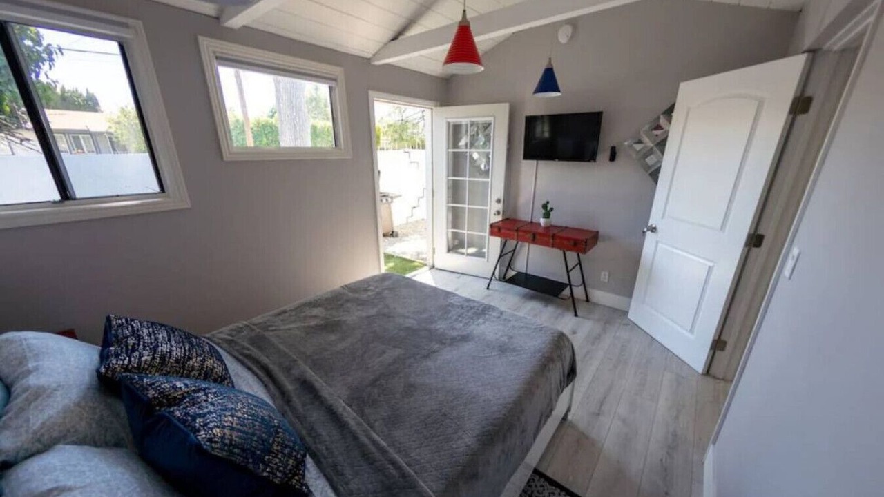 Photo of Bedroom in NoHo Arts District