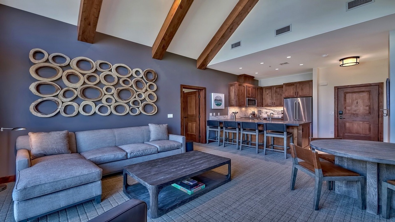 Photo of Livingroom in Lakeside Park