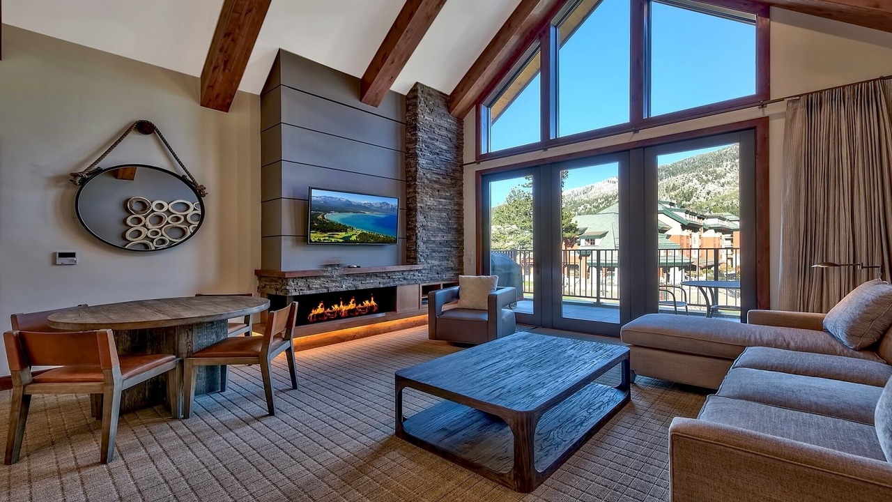 Photo of Livingroom in Lakeside Park