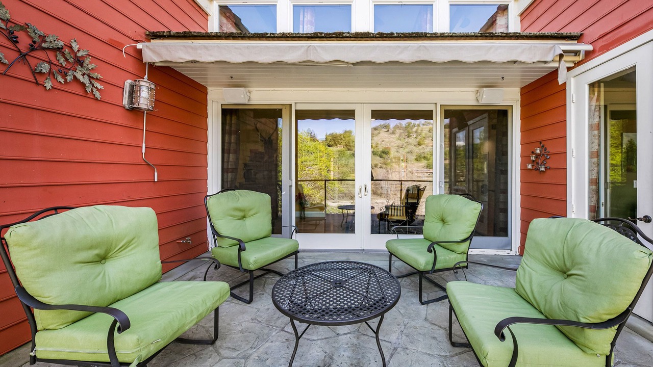 Photo of Patio Balcony in Three Rivers