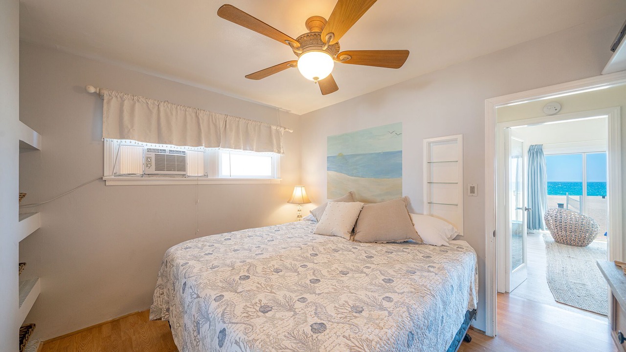 Photo of Bedroom in Hermosa Beach