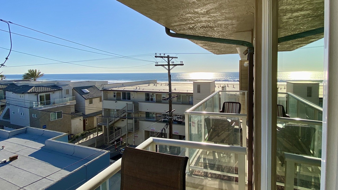 Photo of Patio Balcony in Mission Beach