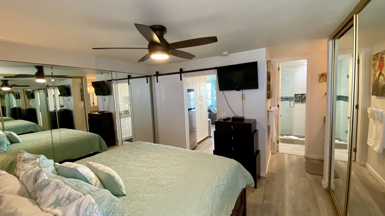 Photo of Bedroom in Mission Beach